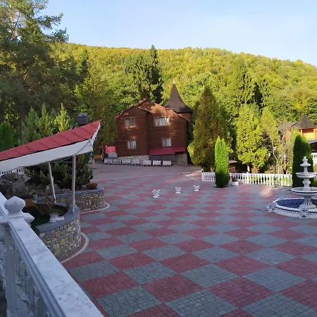 Bayka - Hotel Kossiv