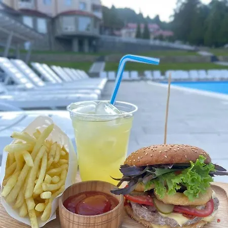 Bayka - Hotel Kossiv